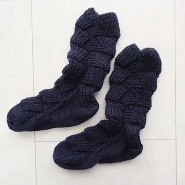 손뜨개질 양말 곰 발자국 양말