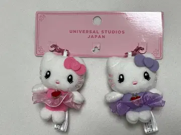 새상품 USJ 한정판 헬로키티 참 세트 2개 산리오 마스코트