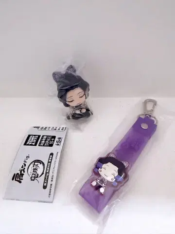 귀멸의 칼날 코쵸우 시노부 세트