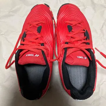 새상품급! YONEX 파워쿠션 퓨전레브 5 위민 GC 24.5