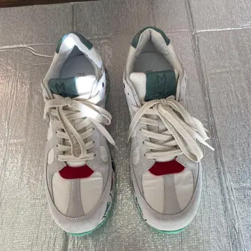 유니크 디자인 스니커즈 화이트/레드/그린