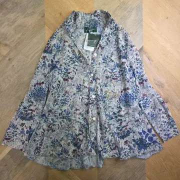 [ 새상품 ] 장미빛 생활 꽃무늬 긴팔 셔츠 A라인 모리걸 y60