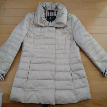 DAKS 다운 자켓 베이지