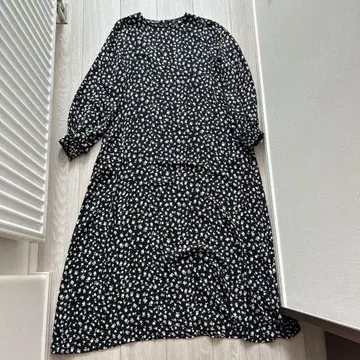 저널 스탠다드 블랙 플라워 무늬 긴팔 원피스