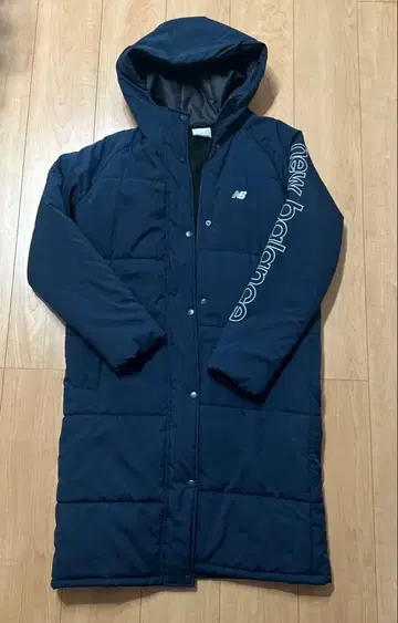 뉴발란스 벤치 코트