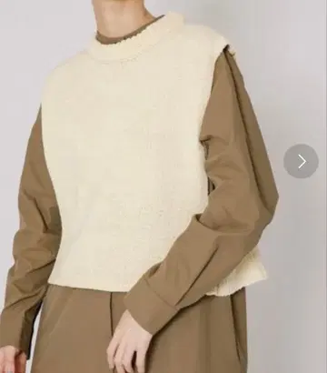 EKAL 아이보리 니트 베스트