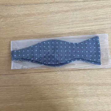 브라운 블루 도트 무늬 나비 넥타이