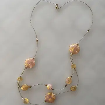 핑크 베네치안 유리와 비즈의 롱 목걸이