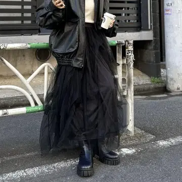 튤 볼륨 스커트 블랙