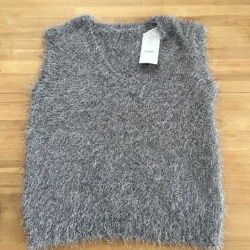 DISCOAT 그레이 V넥 니트 베스트