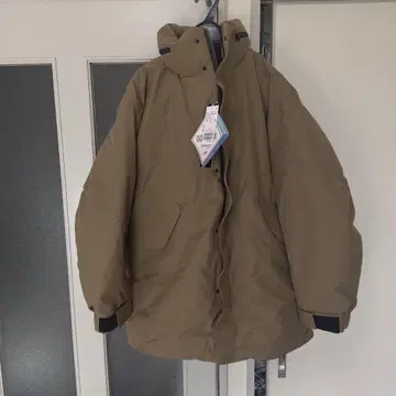 +phenix 별주 GORE-TEX 숏 다운 코트 L