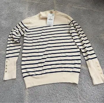 새상품 ZARA 아이보리 네이비 스트라이프 스웨터 L 사이즈