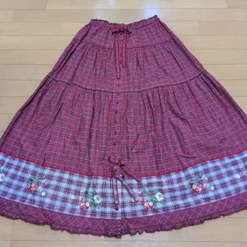 [거의 새 상품] 핑크하우스 타탄 체크 체리 자수 패치워크 스커트