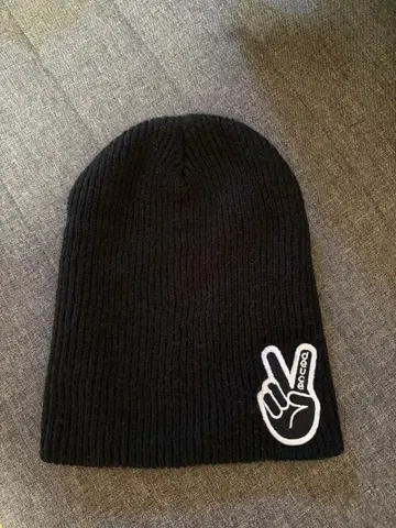 deuce 니트 캡 비니