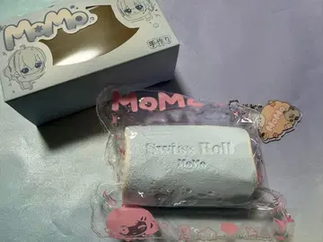 Momo 스퀴즈 스위스롤 롤케이크 스트로베리 (스카이블루)