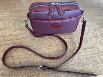 새상품급 헌팅월드 바츄서패스 숄더백 버건디