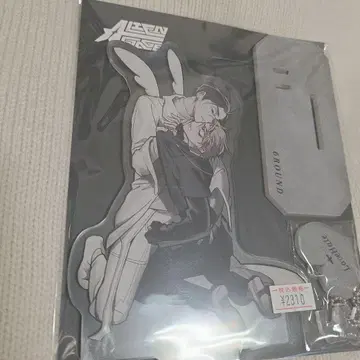 에이리언 스테이지 이반 틸 아크릴 스탠드 LoveHate