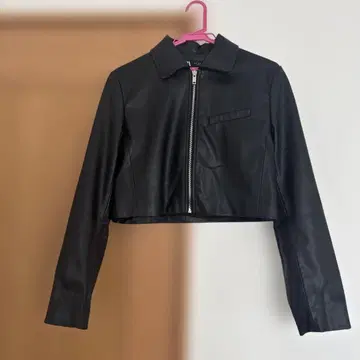 ZARA 블랙 가죽 자켓 S