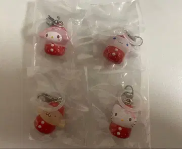 산리오 딸기 메지루시 액세서리