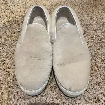 Amb 화이트 퍼 슬립온