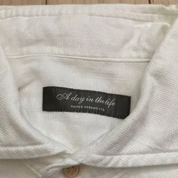 A day in the life 화이트 긴팔 셔츠 L