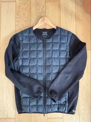 TAION 다운 티셔츠