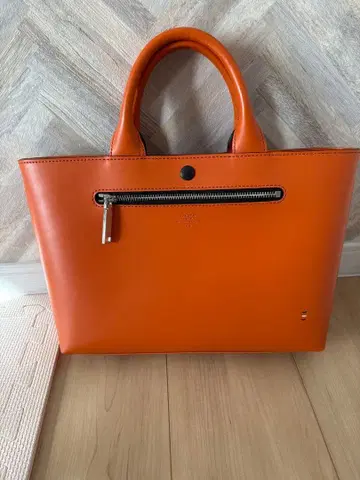 새상품급 미라밀라노 토트백