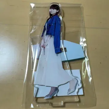 노기자카46 달력 2026 아크릴 스탠드 D 이와모토 렌카