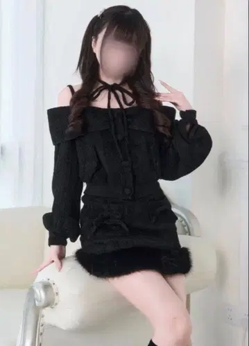 BunnyLis NoGenki 트위드 오프숄더 자켓 세트