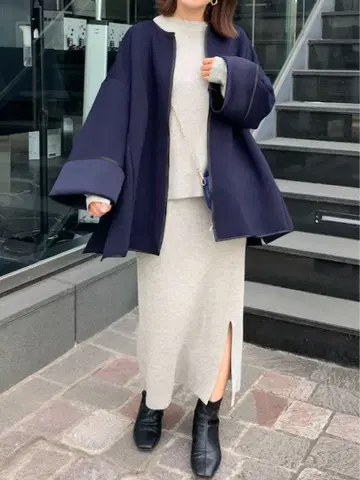 un dix cors 종이 노카라 코트