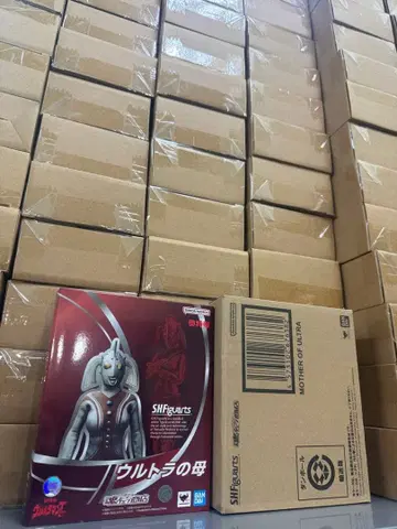 울트라의 어머니 피규아트