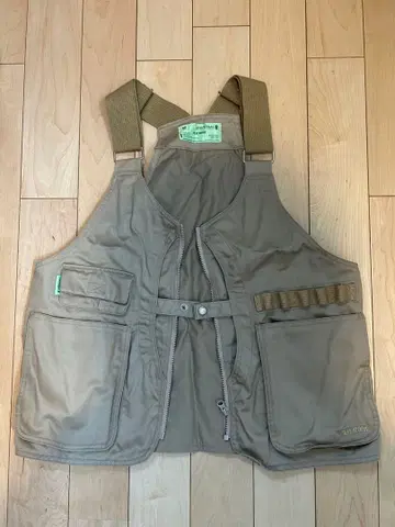 UNIVERSAL OVERALL 베스트 베이지 L 사이즈