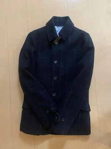 울 체크 무늬 피 코트 네이비