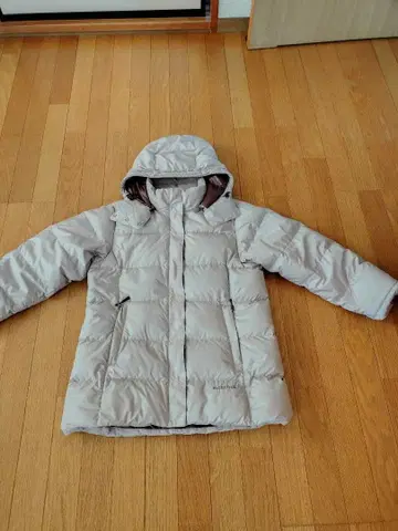 mont-bell 베이지 다운 자켓