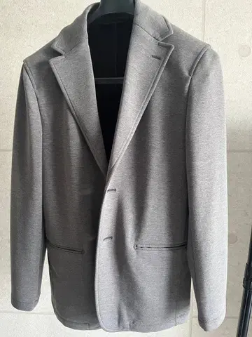 아오야마 제로 프레셔 수트 셋업 세탁 가능 맨투맨 원단