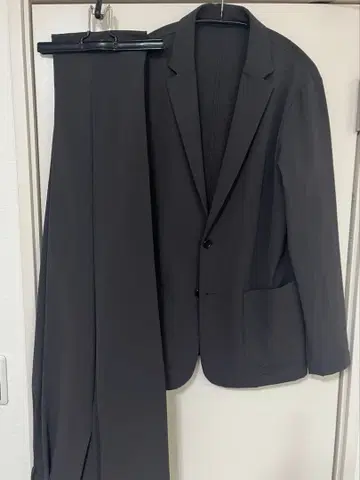 [ 새상품급 ] 그린 라벨 릴랙싱 셋업 차콜 그레이