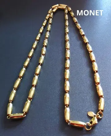 MONET 골드 컬러 오벌 비즈 목걸이