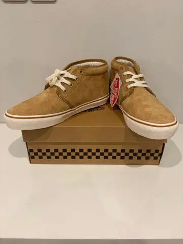 VANS CHUKKA V49CF SUEDE MILK TEA