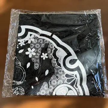 CK 굿즈 대형 보자기 블랙 베이스 화이트 꽃 무늬