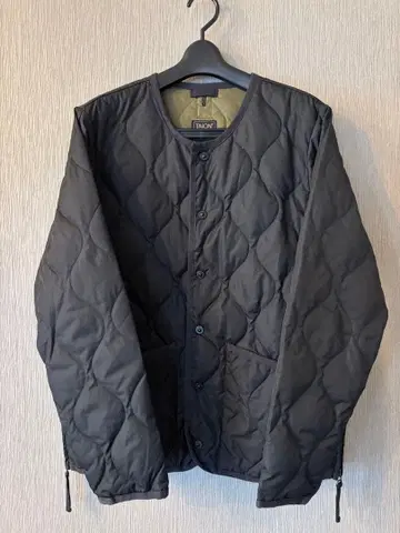 TAION 블랙 퀼팅 자켓