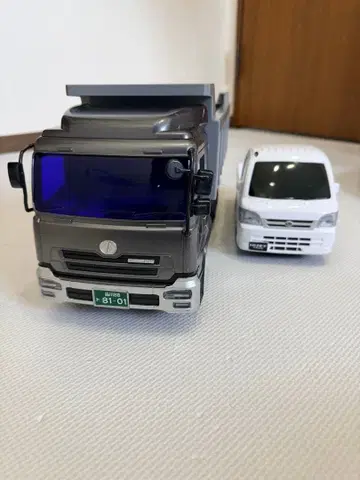 덤프트럭 경트럭