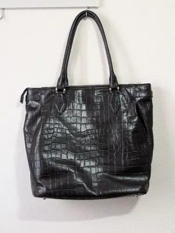 LEXUS 블랙 가죽 토트백