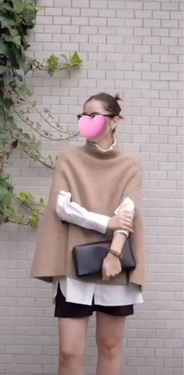 BASEMENT online MIYU DESIGN 케이프 니트 베이지