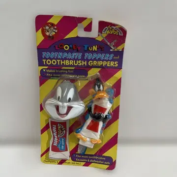 초레어 루니 툰즈 칫솔 토퍼 세트