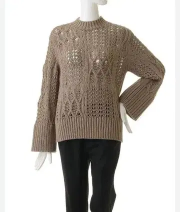 AKIRA NAKA (아키라나카) 베이지 니트 스웨터 새상품급