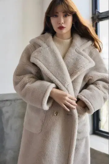 Herlipto Fleur Shearling Boa Coat