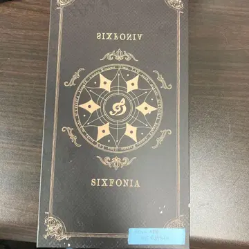 시쿠포니 SIXFONIA 캔뱃지 수납 박스