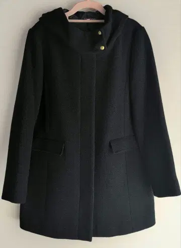 후드 부착 블랙 롱 코트