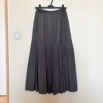 FREE'S MART 프리즈마트 차콜 그레이 플레어 스커트