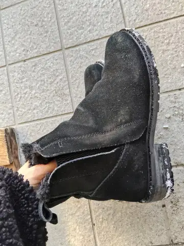 블랙 스웨이드 숏부츠 EMU 에뮤 24 방수